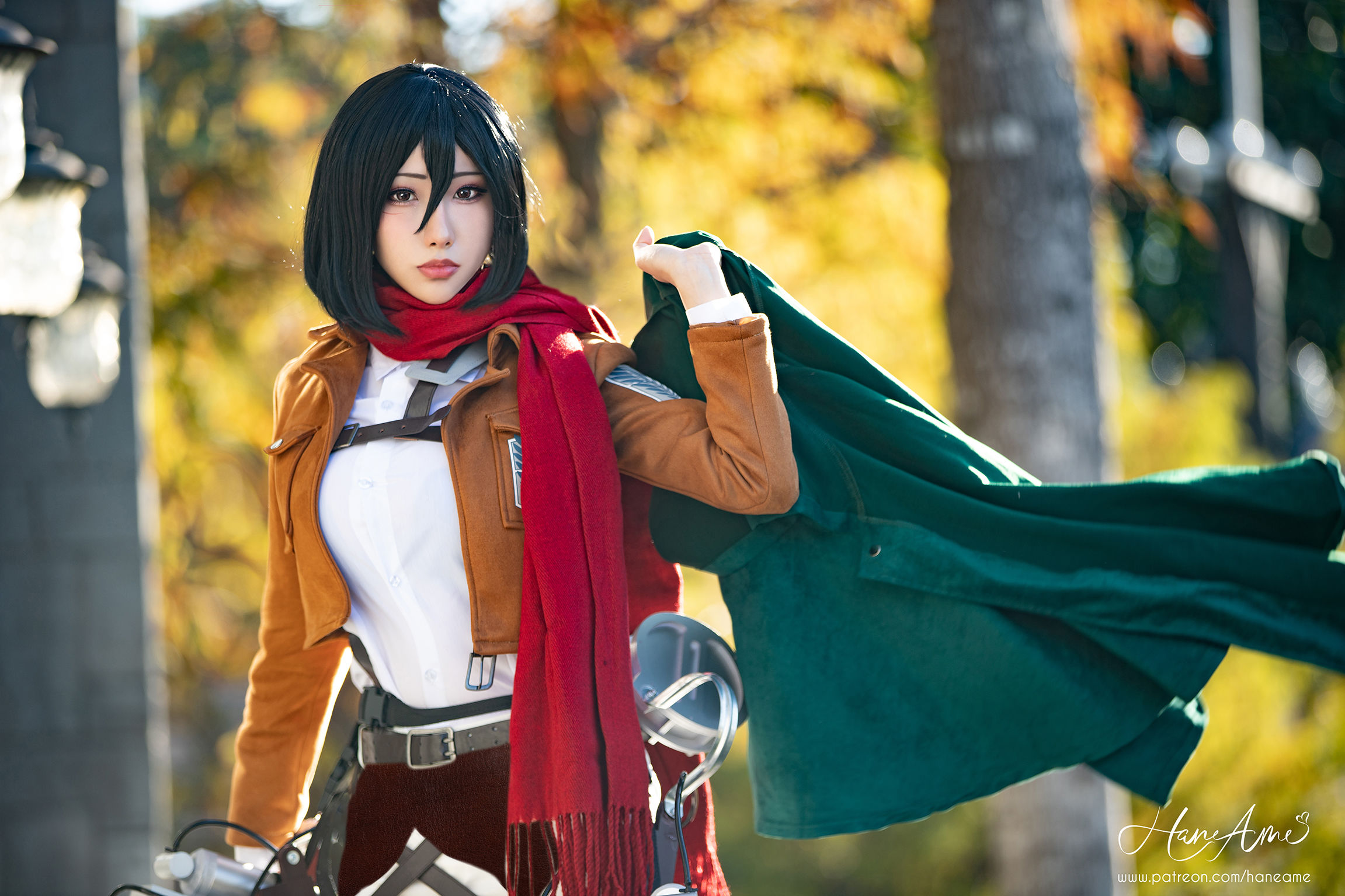 Cosplay attack titan