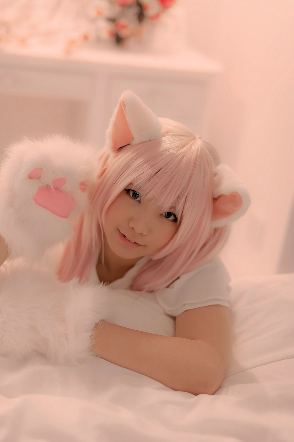 Японская девушка с кошачьими ушками