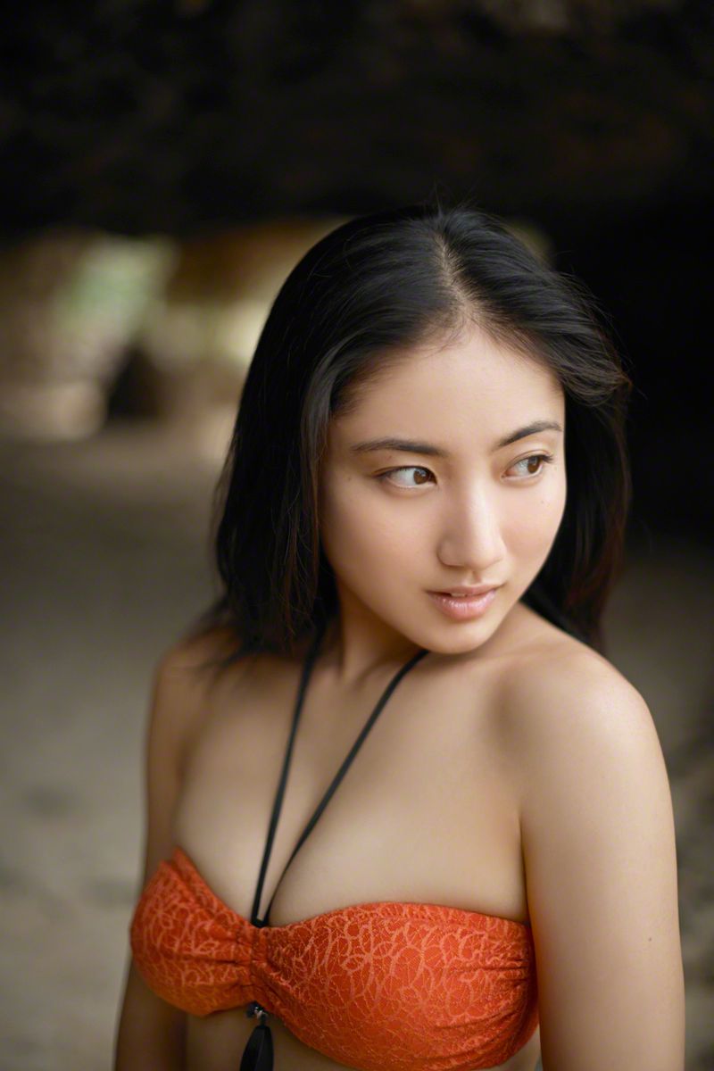 Saaya Irie Pictures