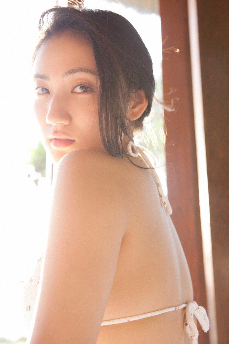 Saaya Irie Pictures