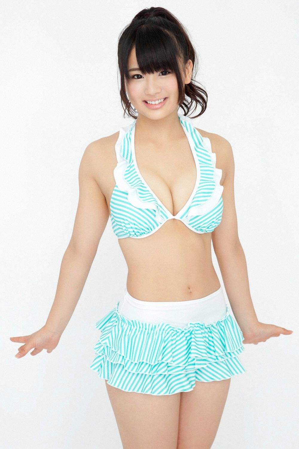 Hot Japanese girl Natsumi Mitsu