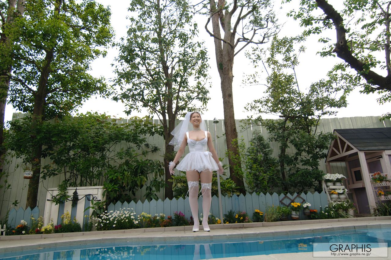 Ai Sayama "White Reflection" [Graphis] Gals - Image 2