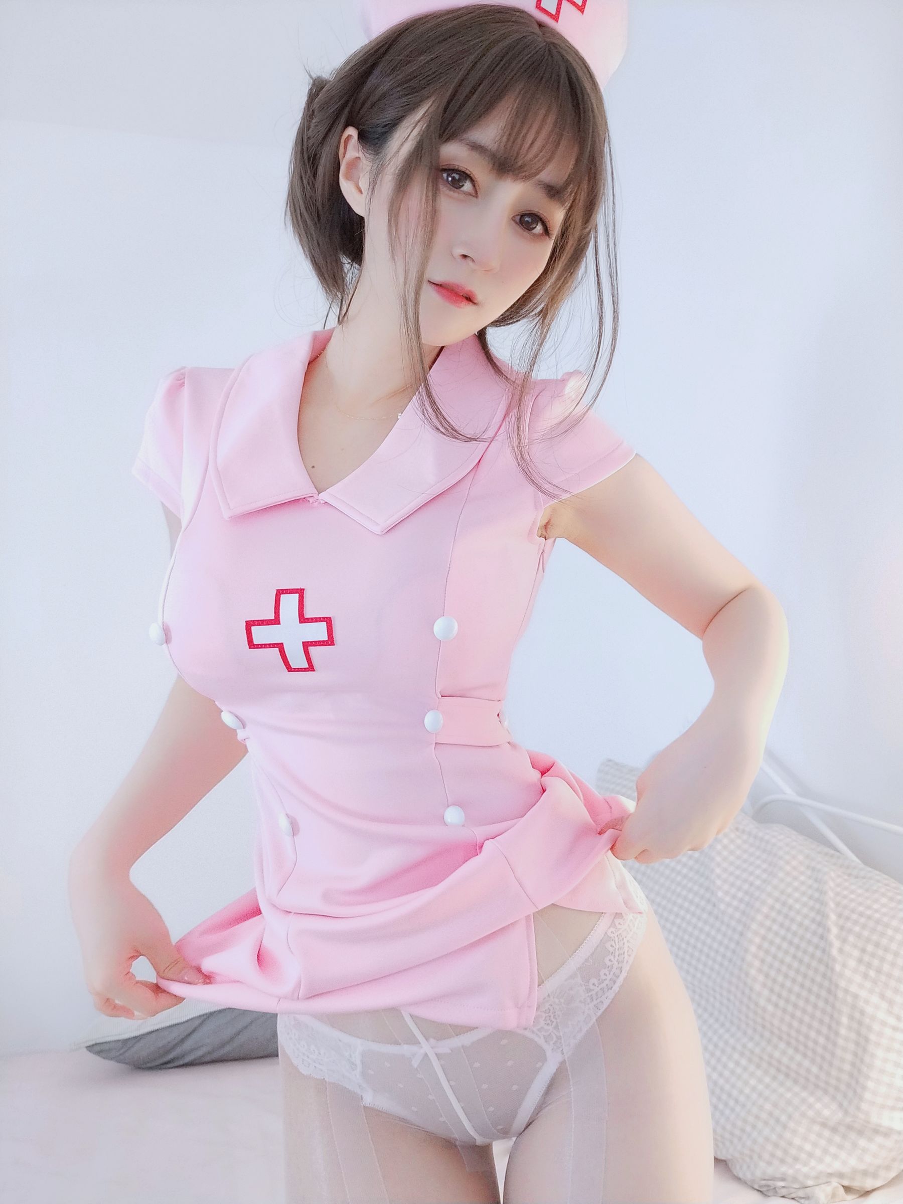 Медсестры ночной смены аниме